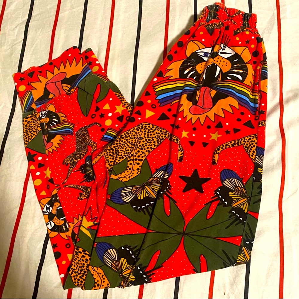 Nooworks joggers in tiger pride XS